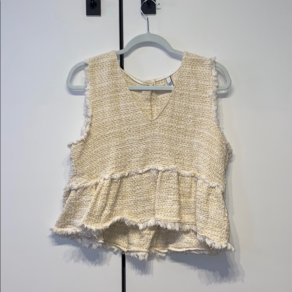 tweed tank